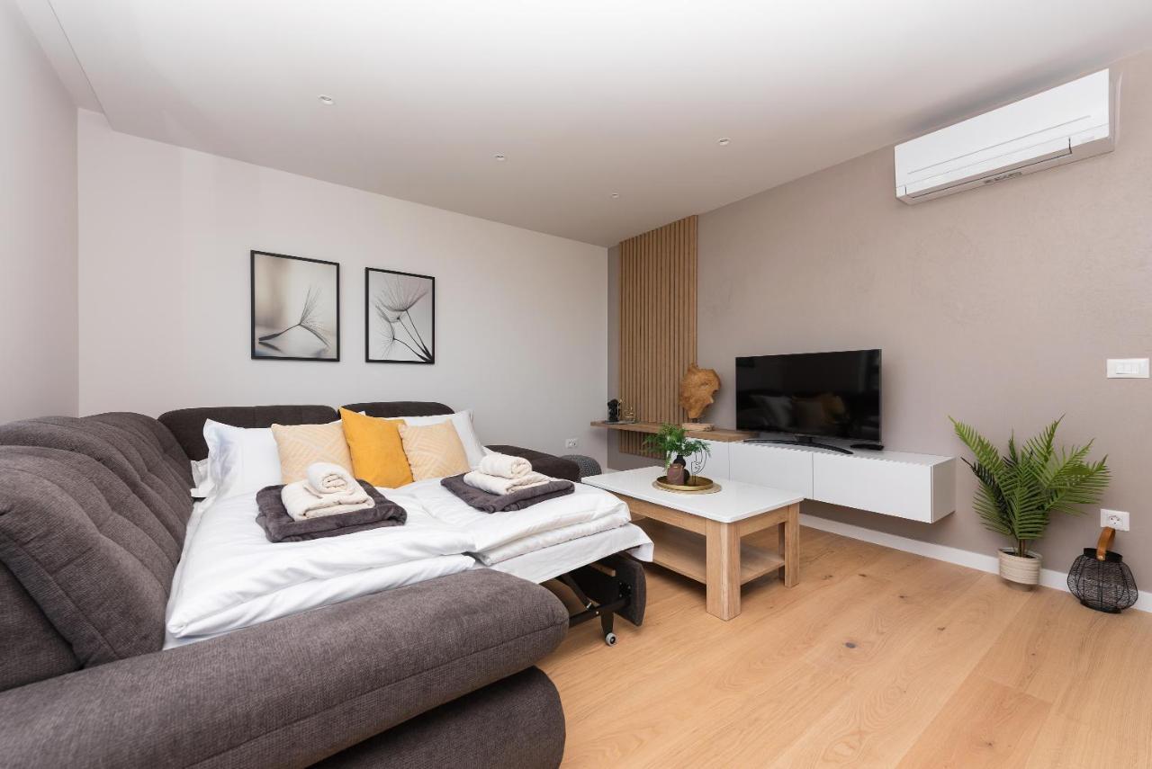 Luxury Apartment See To Sea-Sea&City View Makarska Buitenkant foto
